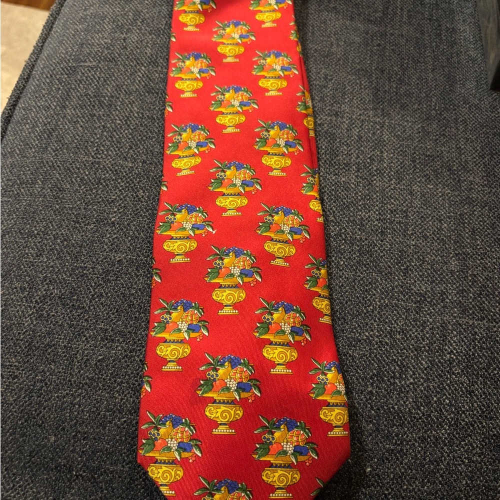 Vintage Leonard Paris 100% Silk Made In Italy Red Patterned Men's Tie